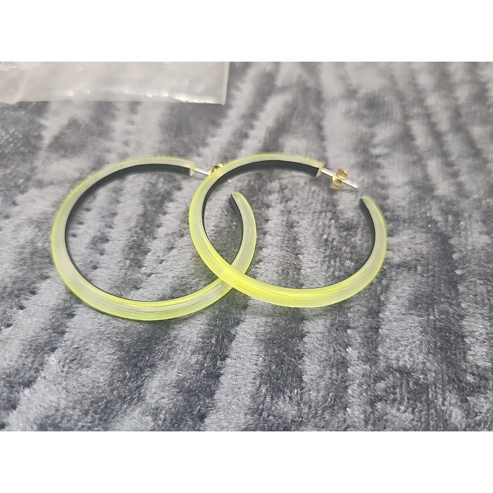 Alexis Bittar Large Skinny Neon Yellow Lucite Hoop Earrings - Picture 2 of 5